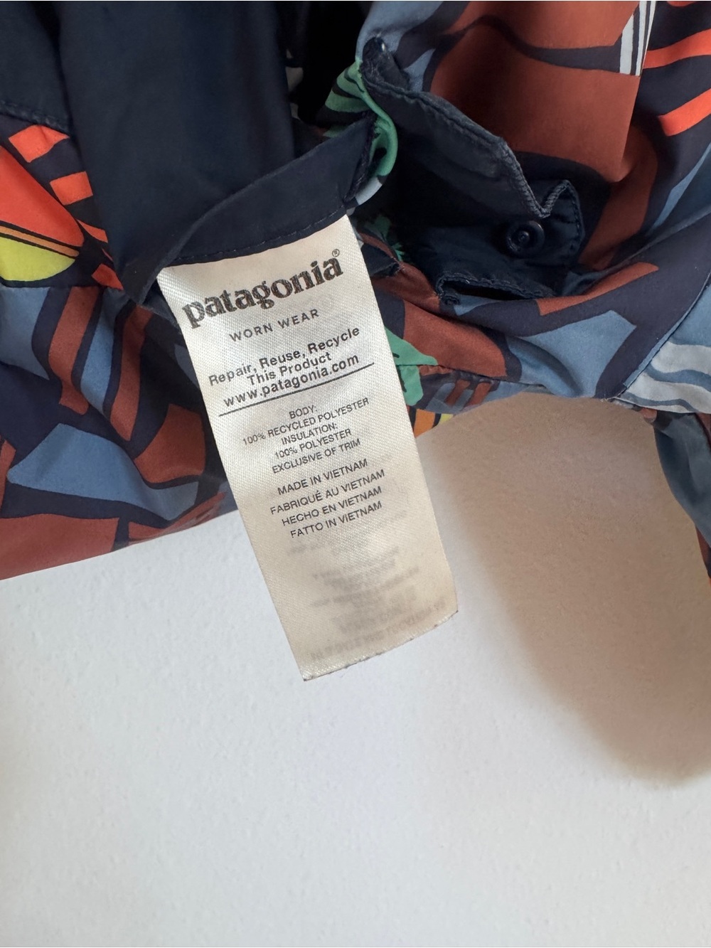 Patagonia baby reversible puff-ball jacket 12-18 navy - Picture 7 of 9